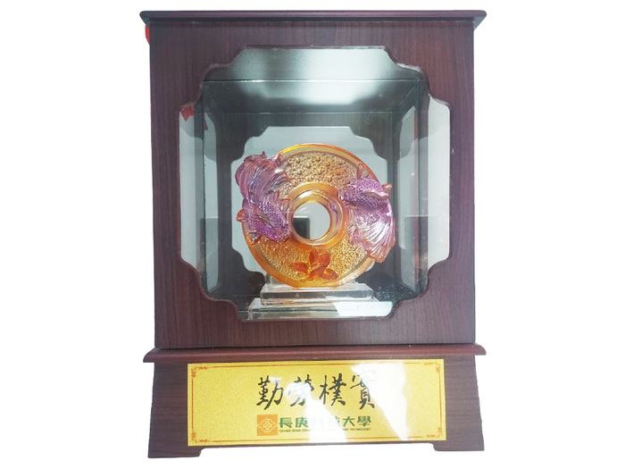 長庚科大琉璃櫥櫃