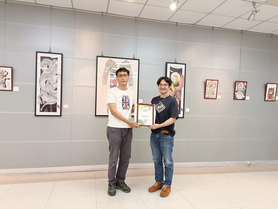 校慶邀請病友舉辦「《記號》泡泡龍」繪畫聯展