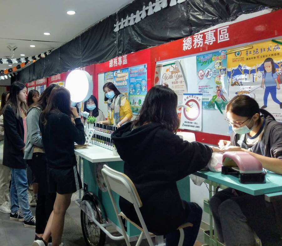 百萬創業課群計畫之校園服務學習